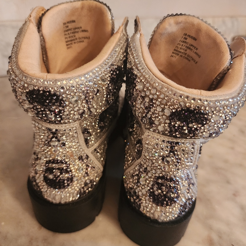 Betsey Johnson Skull Combat Boots 7.5 - Picture 3 of 5